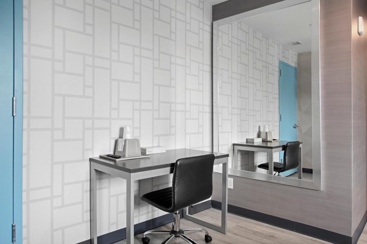 Hotel 365 Bronx - Yankee Stadium New York Bagian luar foto