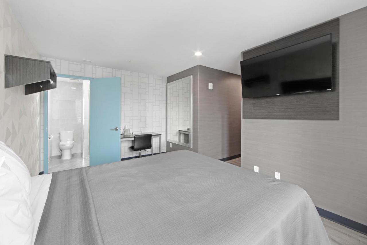 Hotel 365 Bronx - Yankee Stadium New York Bagian luar foto